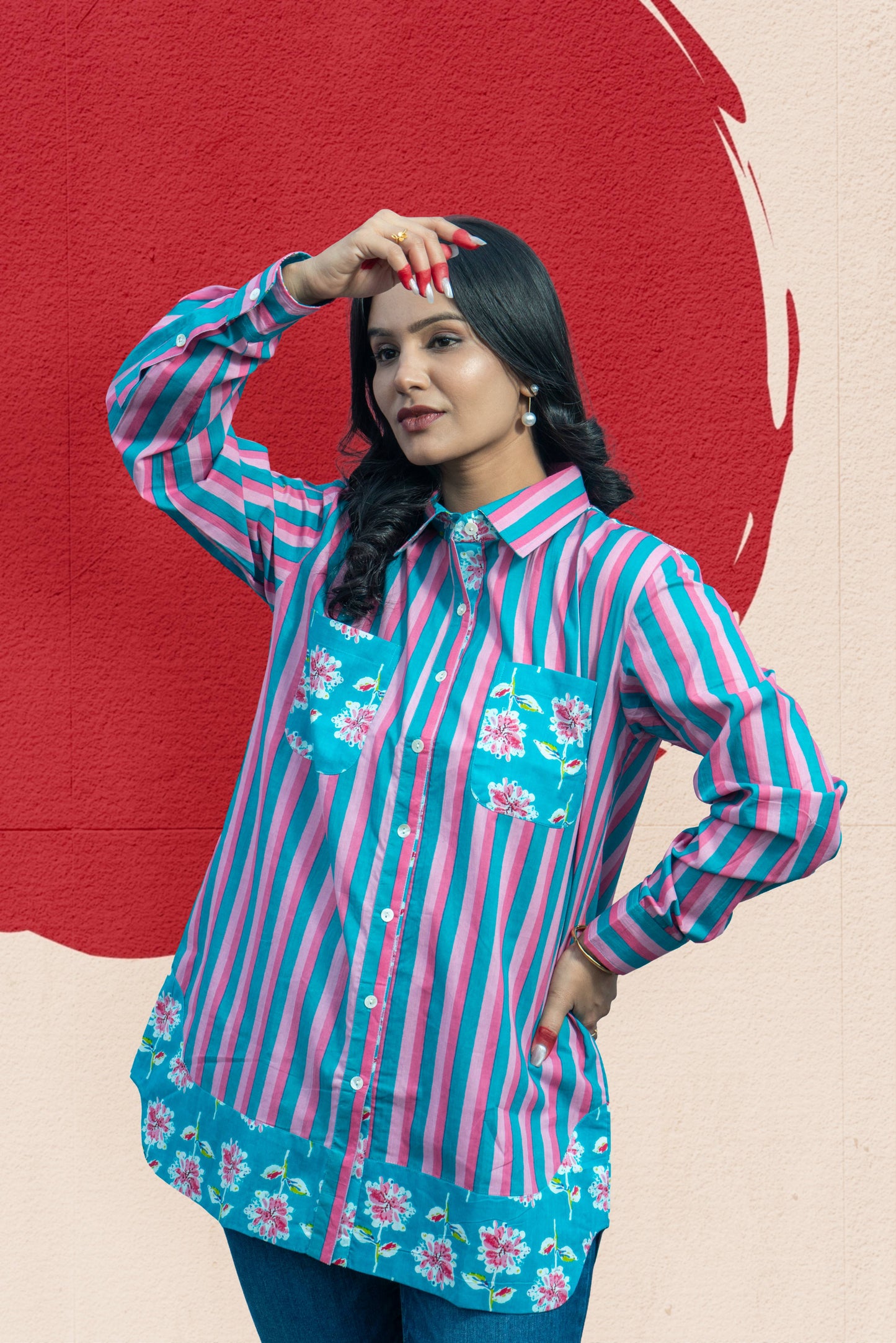 Turquoise tulip shirt